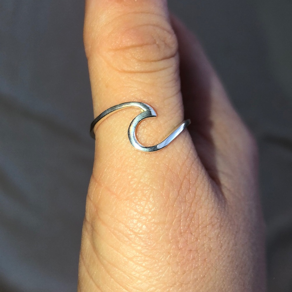 Pura Vida Wave Ring